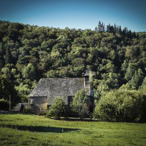 L'église Saint-Cyr de Saint-Cirgues-de-Malbert. © Bernard Sustrac